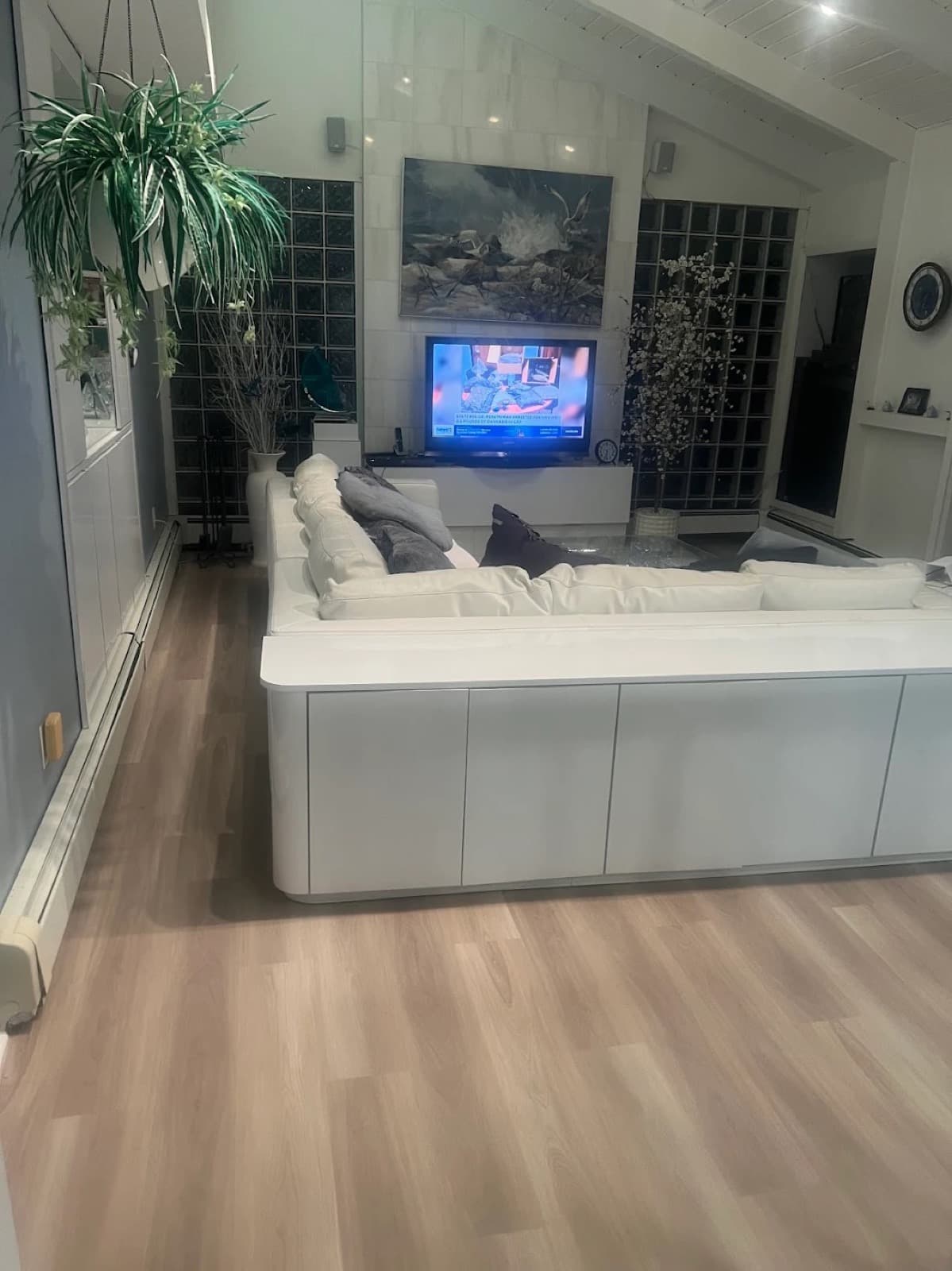 Wide-plank LVP, open living room